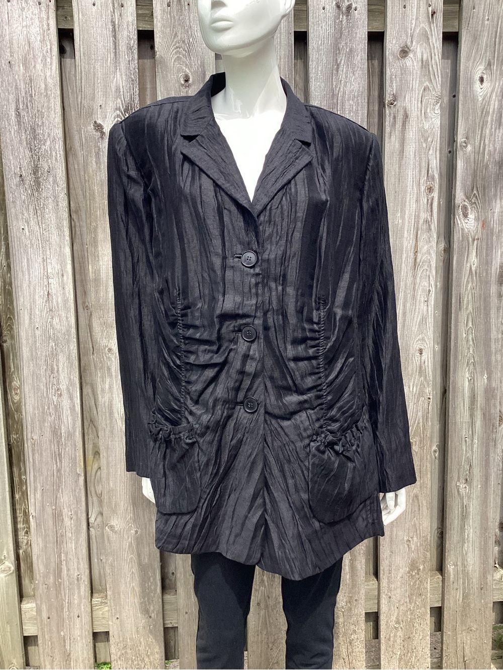 Lafayette 148 New York Black Wrinkle-Textured Linen Blend Ruched Button Jacket